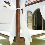 בית הארחה Mediterraneo 4*