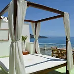 Mediterraneo בית הארחה גיארדיני נאקסוס