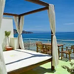 Mediterraneo בית הארחה 4*