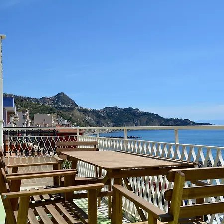 Mediterraneo Guest house 3*