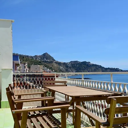 Mediterraneo Giardini Naxos