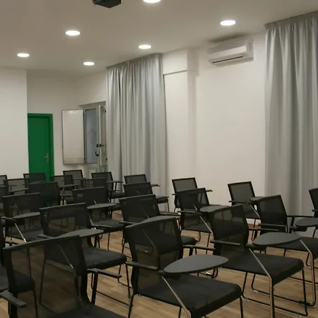 Mediterraneo בית הארחה