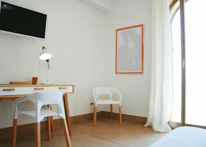 Mediterraneo 지아르디니낙소스