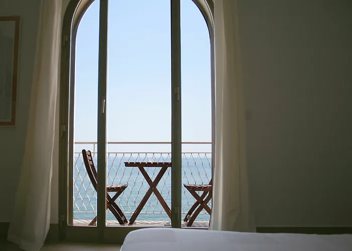 Mediterraneo 지아르디니낙소스